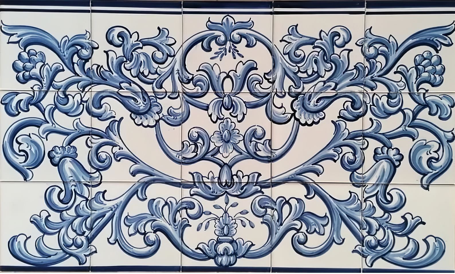 Blue and white floral tiles PT221